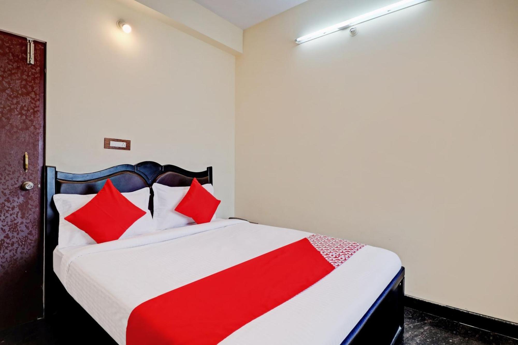 Hotel O Blooms Inn Bangalore Eksteriør billede